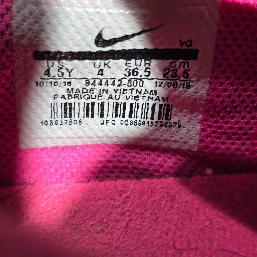 Nike‎ Jr. Bravata II FG Soccer Cleats Firm Ground Youth Size 4.5Y Pink Black